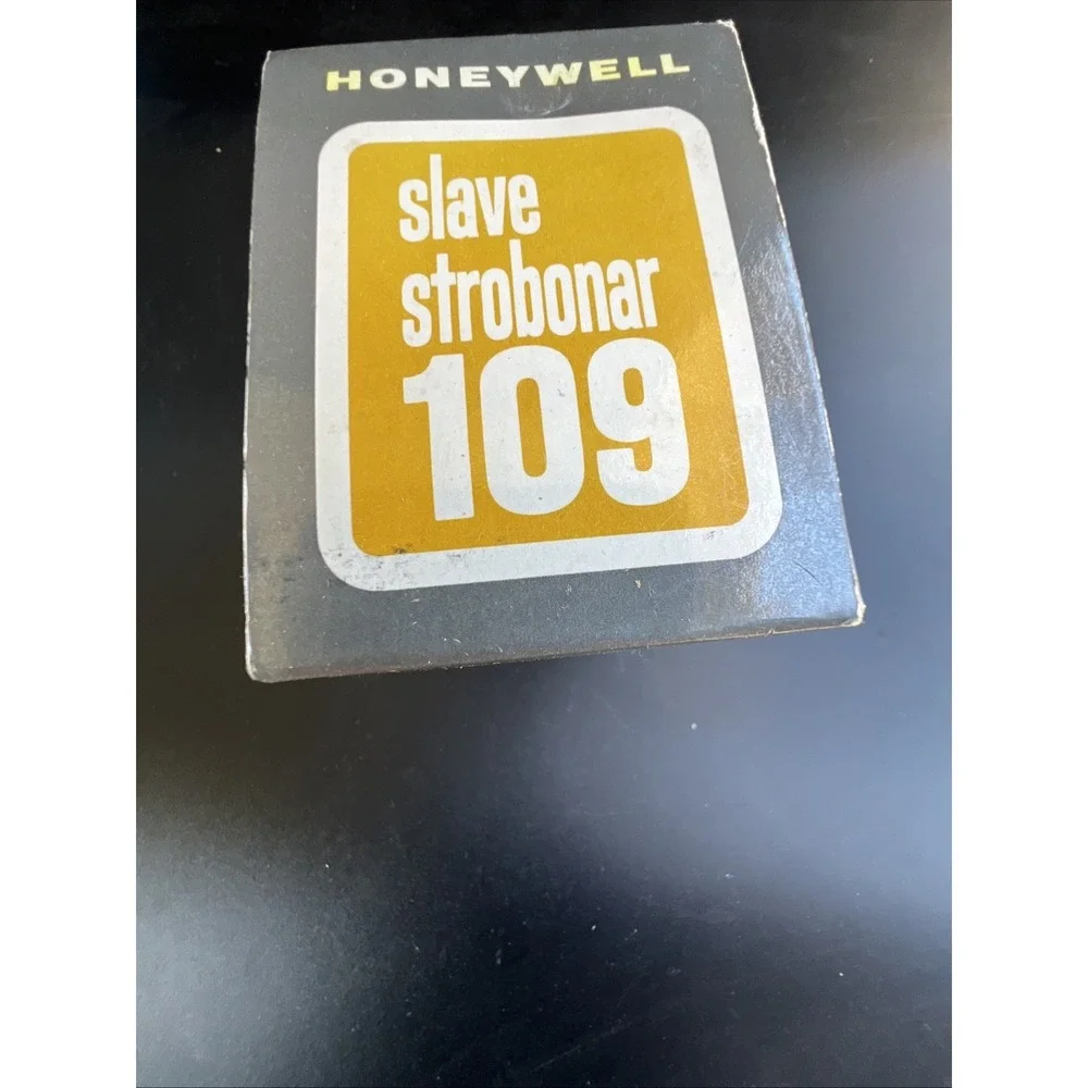 Honeywell Salve Strobonar 109 Compact Flash Unit. Pre-owned